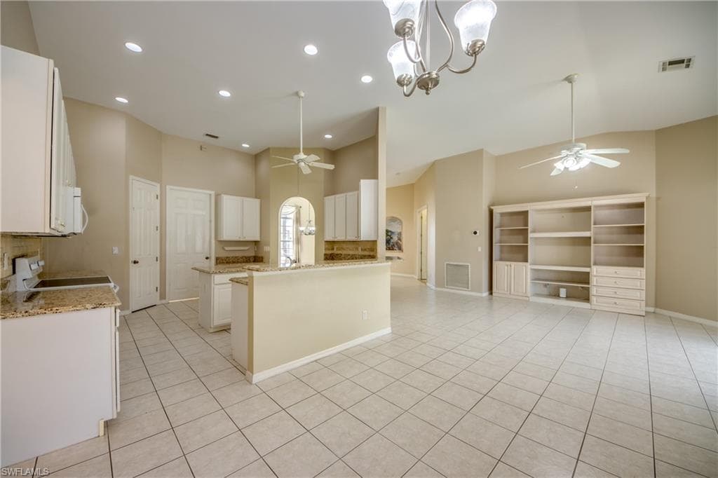 8904 Baytowne LOOP-16