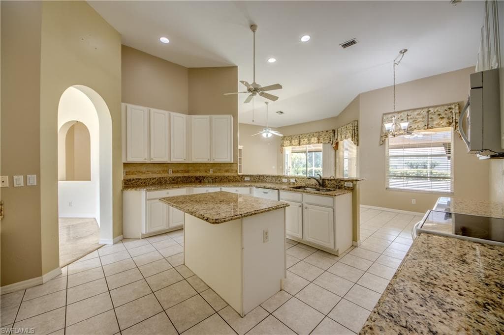 8904 Baytowne LOOP-11