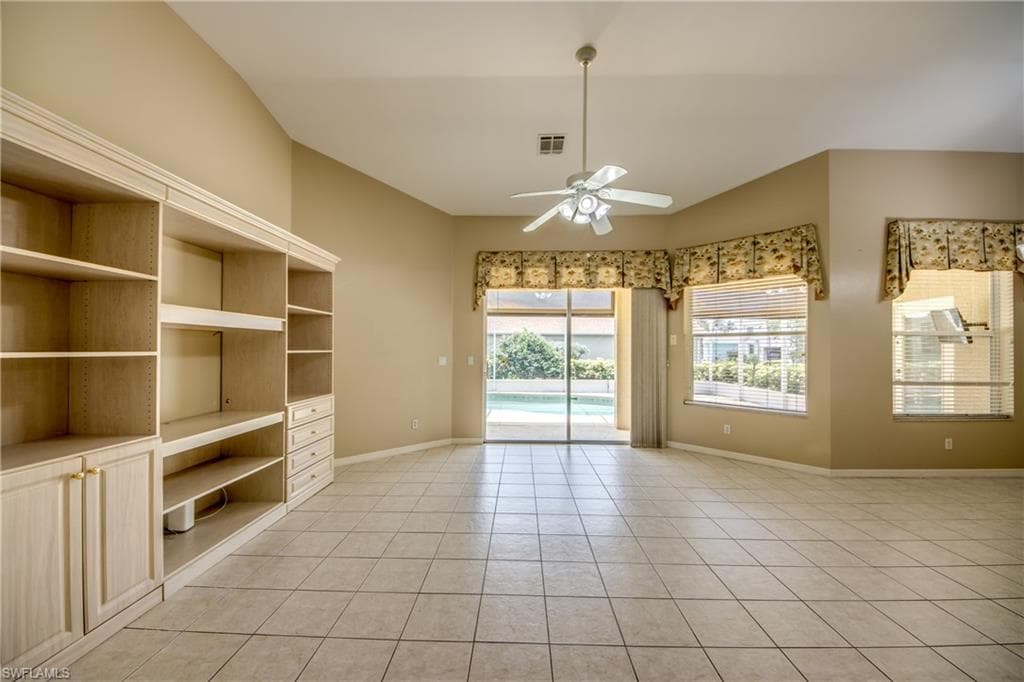 8904 Baytowne LOOP-2