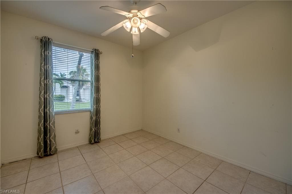 8904 Baytowne LOOP-33