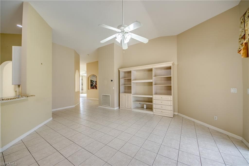8904 Baytowne LOOP-20