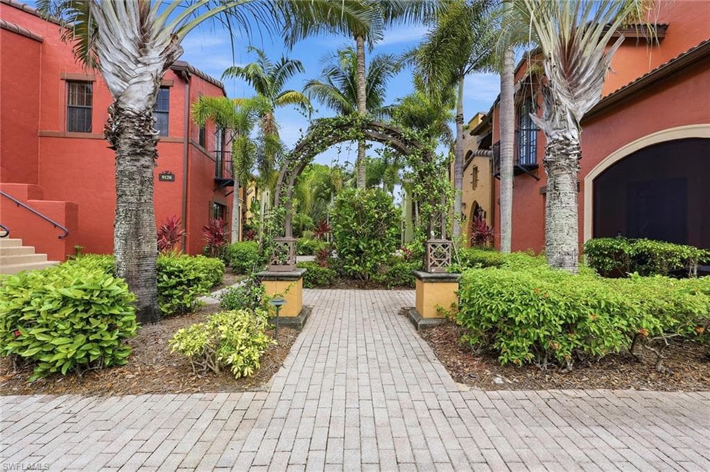 9126 Chula Vista ST 12303-2