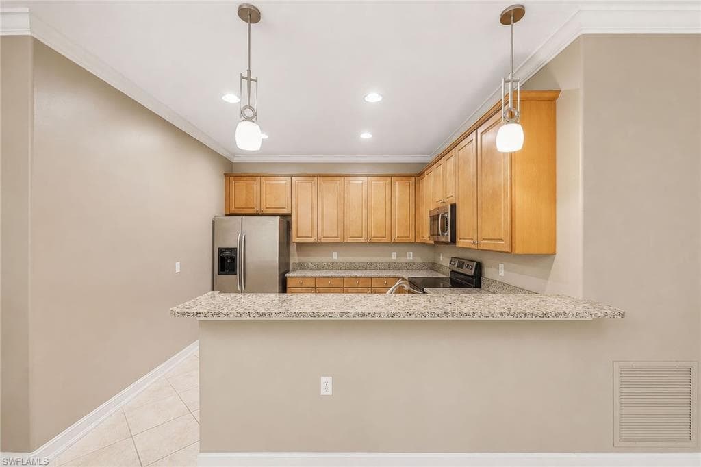 9126 Chula Vista ST 12303-12