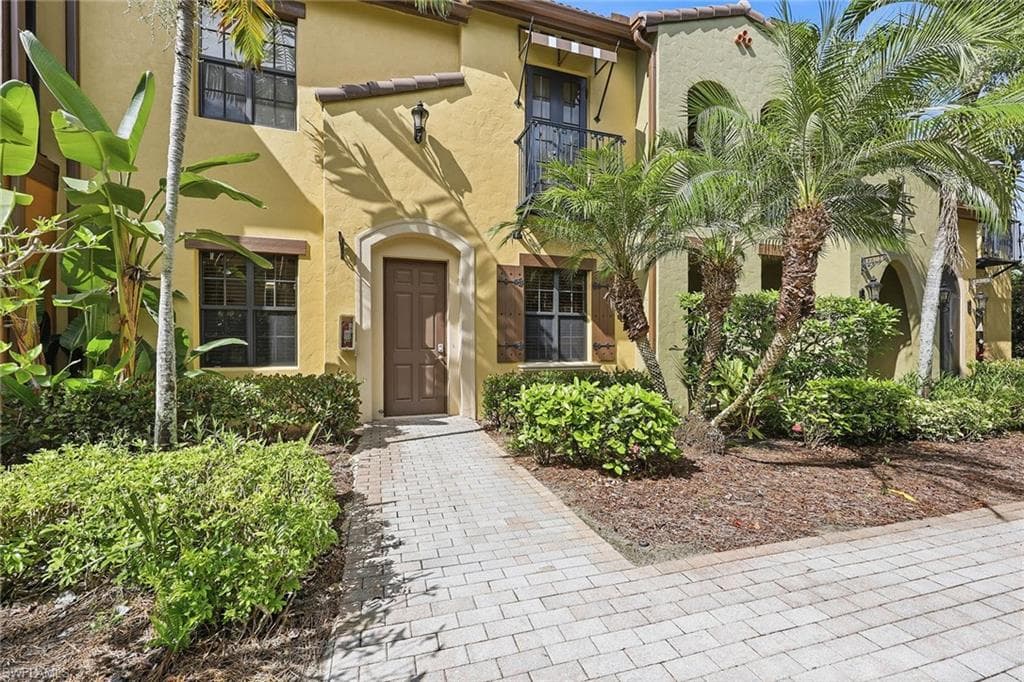 9126 Chula Vista ST 12303-3