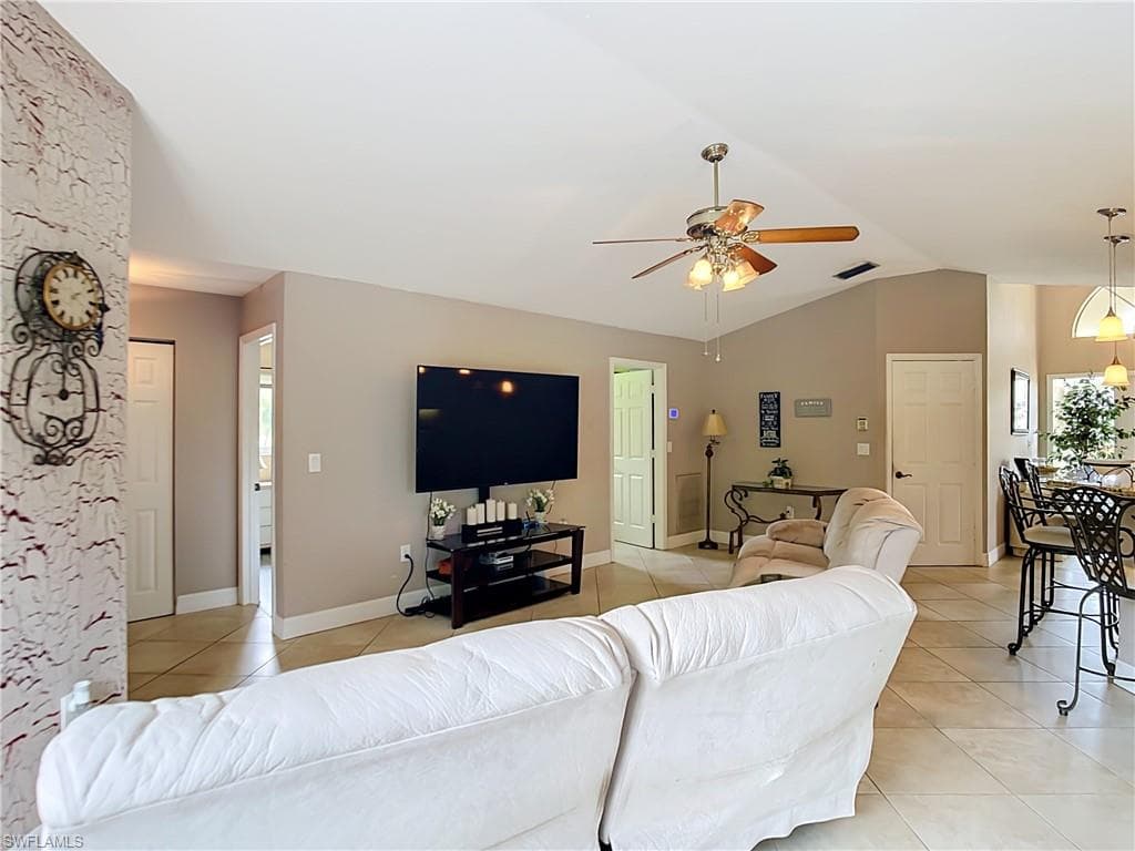 14401 Hampton Lake CT-16