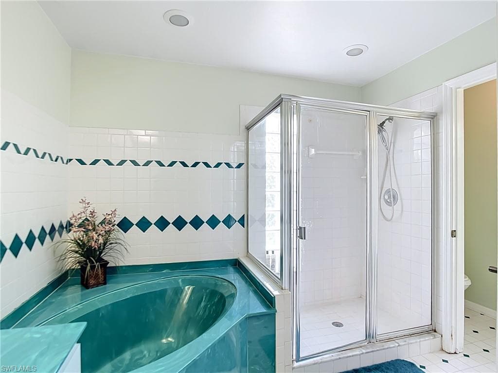 14401 Hampton Lake CT-28