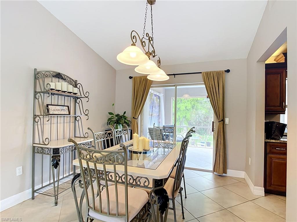 14401 Hampton Lake CT-7