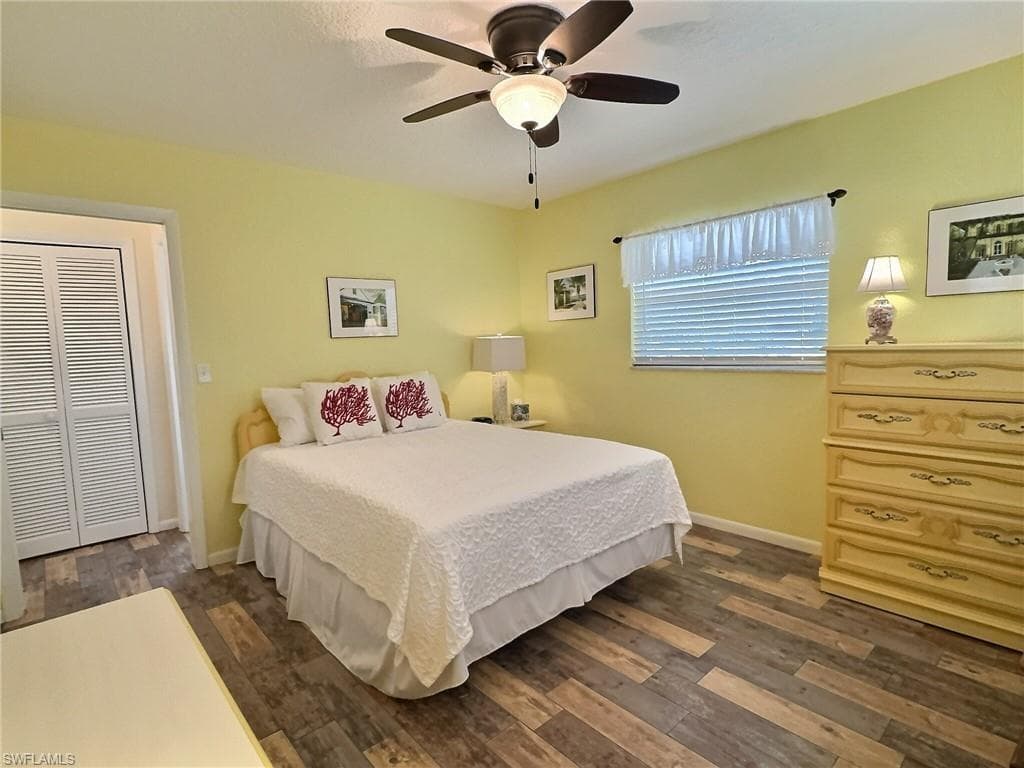 1745 Paradise PT-22