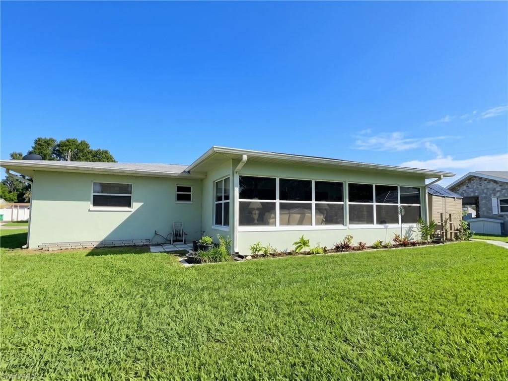 1745 Paradise PT-4