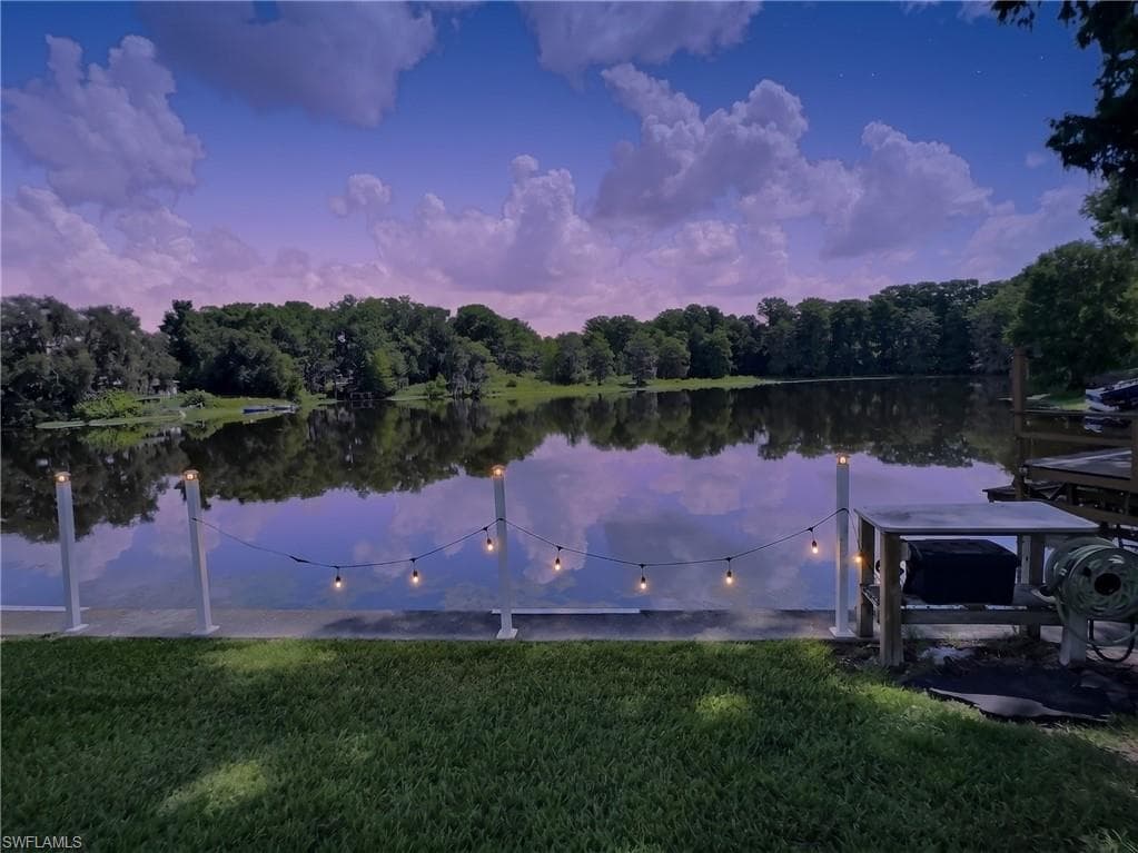 1745 Paradise PT-9