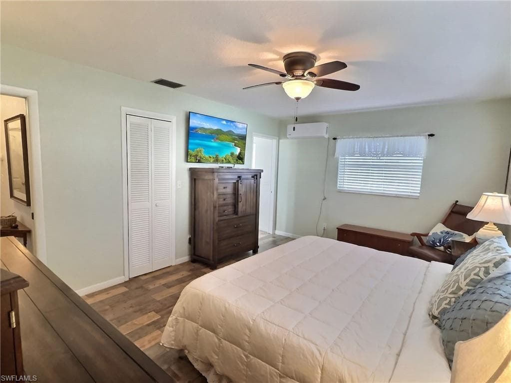 1745 Paradise PT-17
