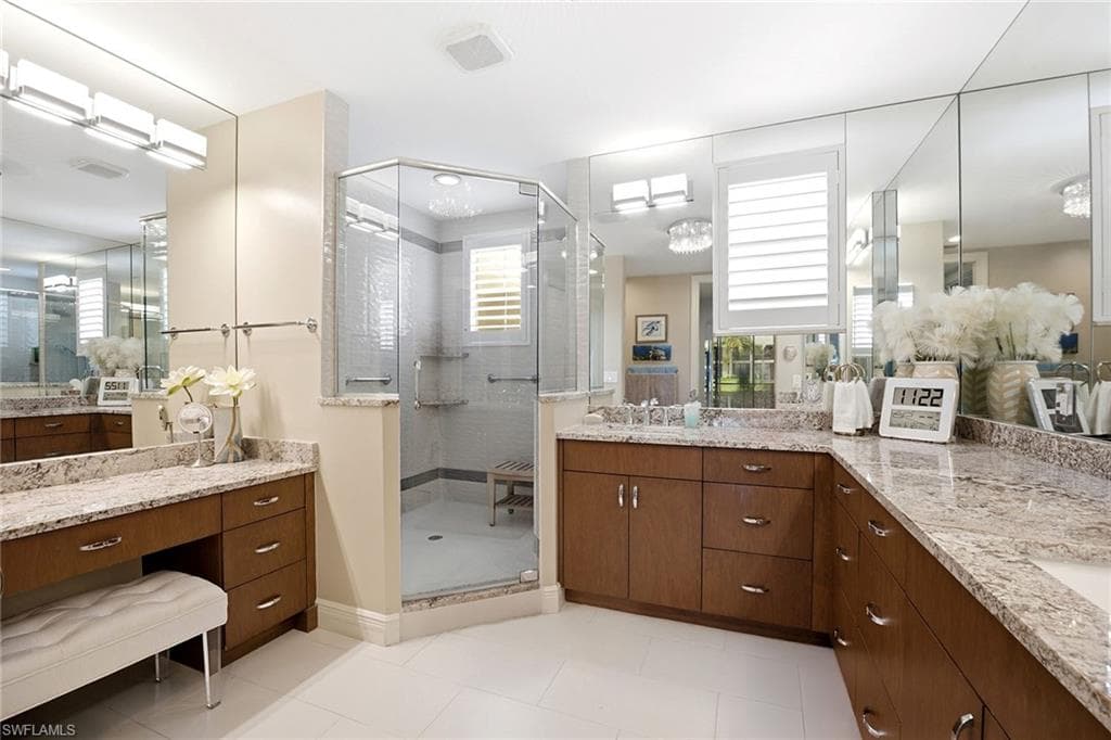 729 Regency Reserve CIR 5501-23