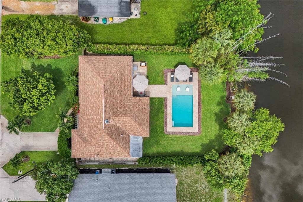 841 107th AVE N-38