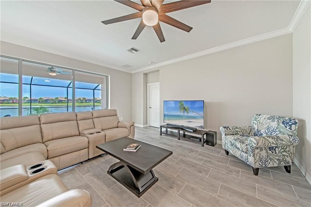 10284 Livorno DR-9