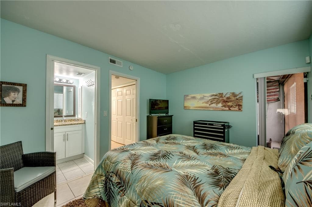 4904 Vincennes CT 108-23