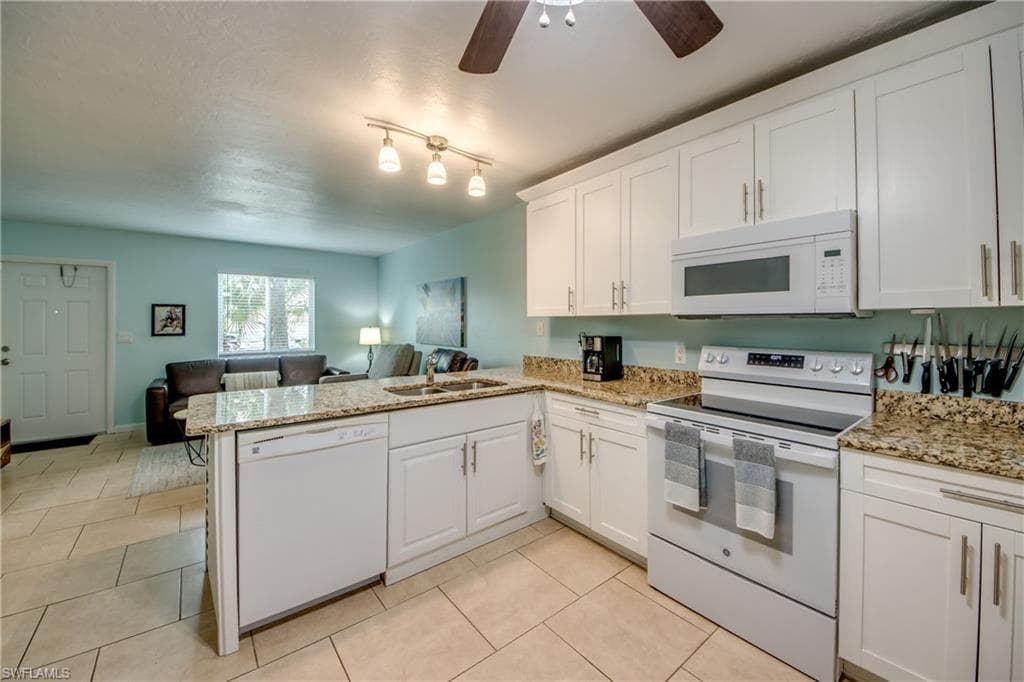 4904 Vincennes CT 108-17