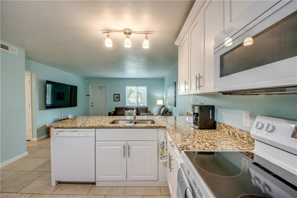 4904 Vincennes CT 108-18