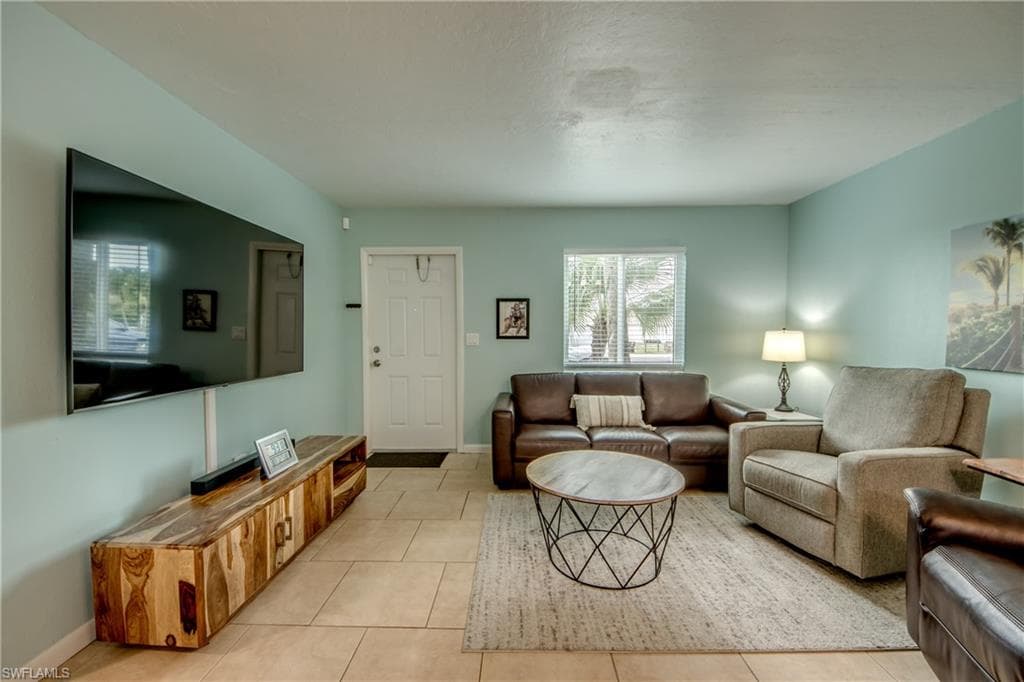 4904 Vincennes CT 108-3