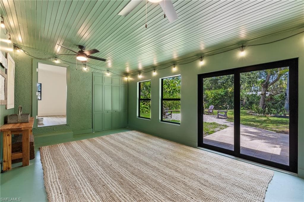 1717 Sunset PL-9