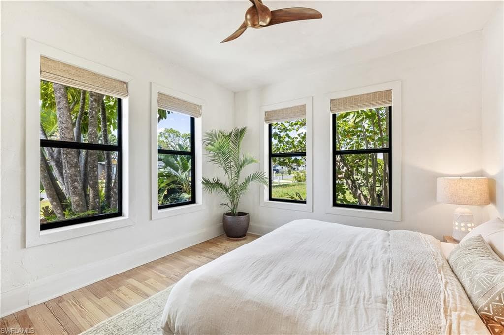 1717 Sunset PL-14