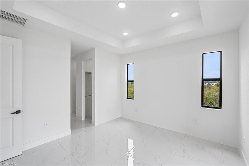 9035 W Broad CIR-21