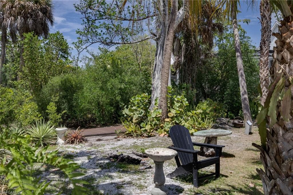 1318 Junonia ST-28