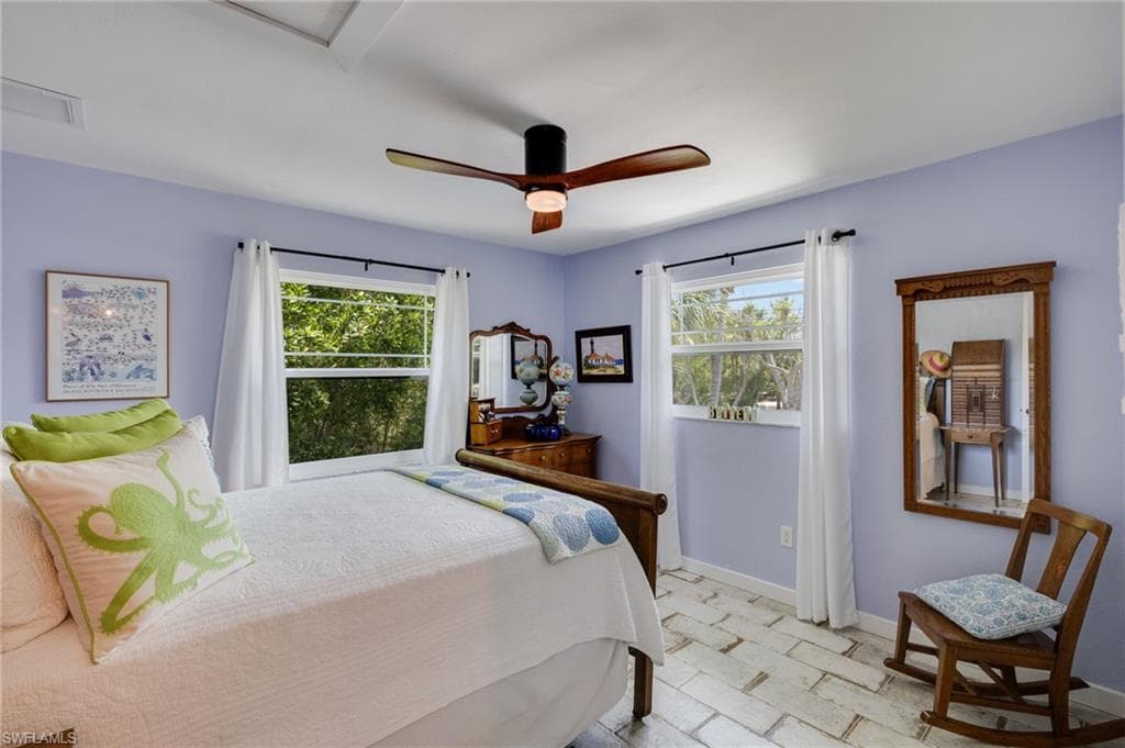 1318 Junonia ST-20