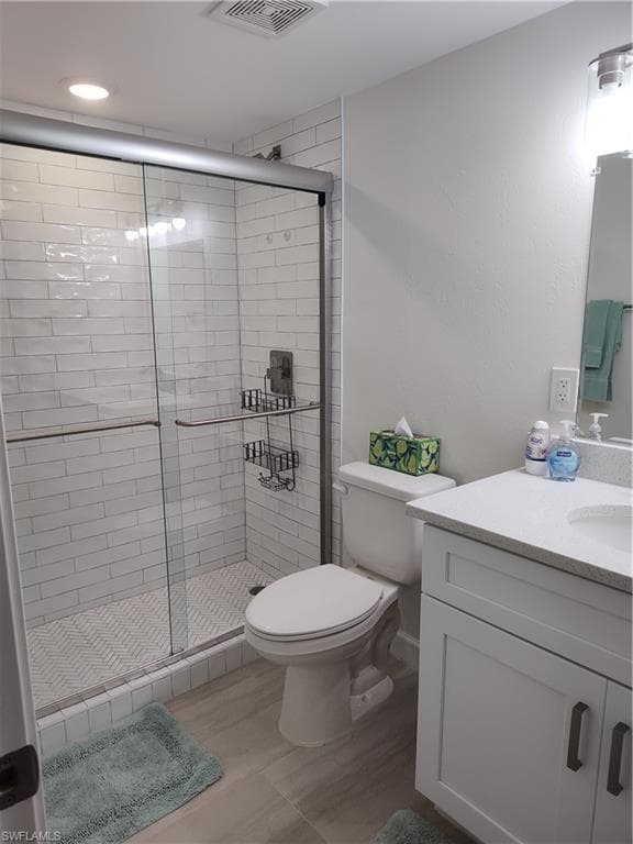 9395 Lennex LN W 9395-6