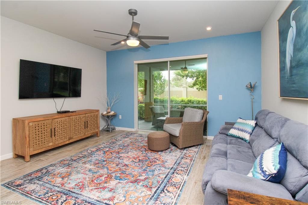 4692 Arboretum CIR 102-11
