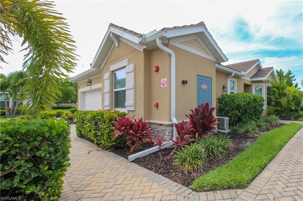 4692 Arboretum CIR 102-31