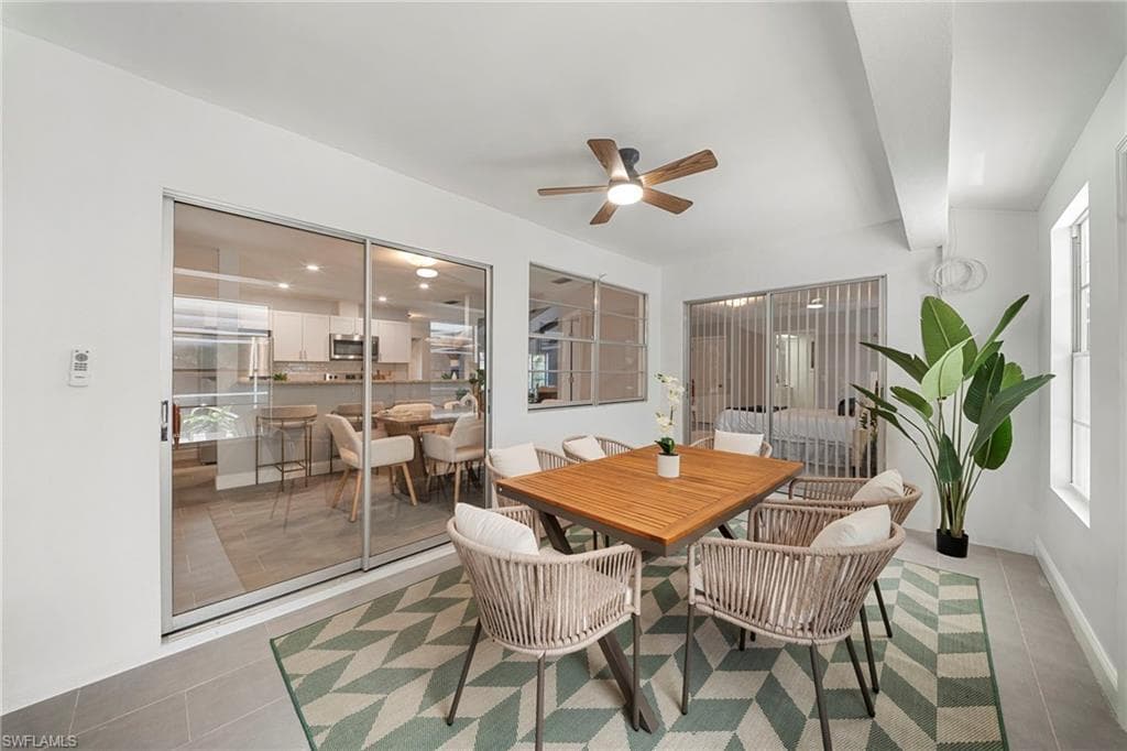4688 Pembrooke LN-21