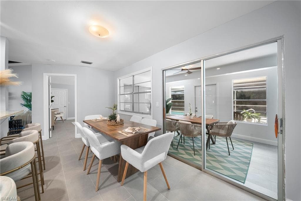 4688 Pembrooke LN-10