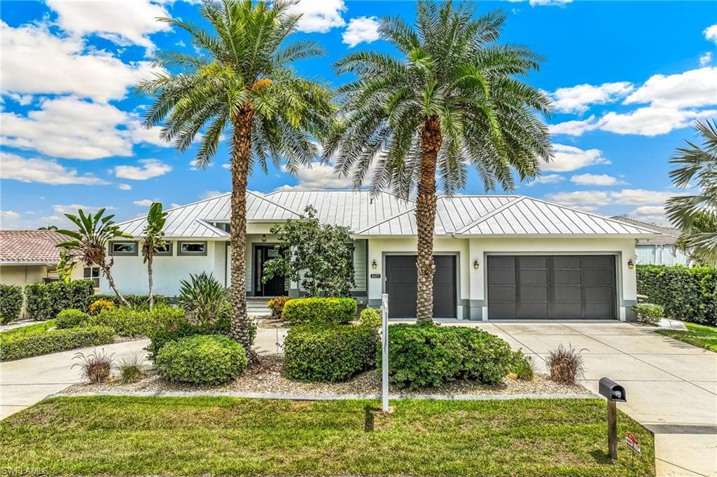 2477 Sierra LN-1