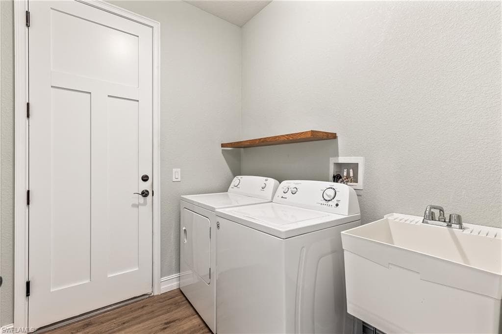 2477 Sierra LN-16