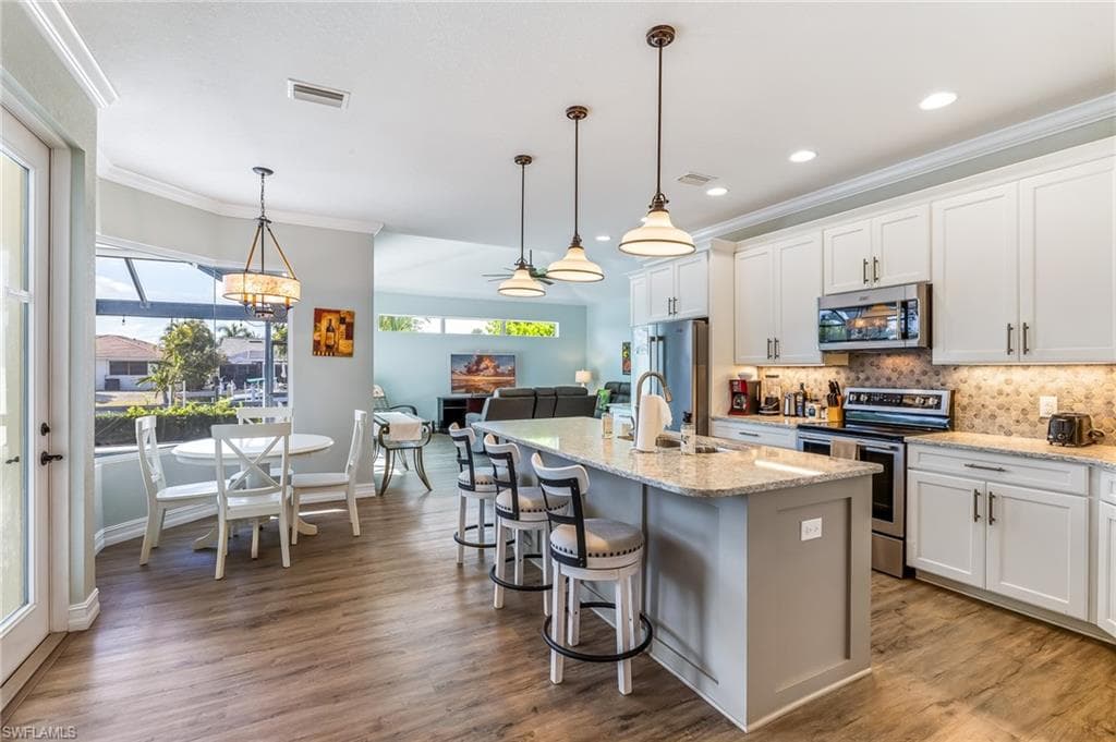 2477 Sierra LN-8