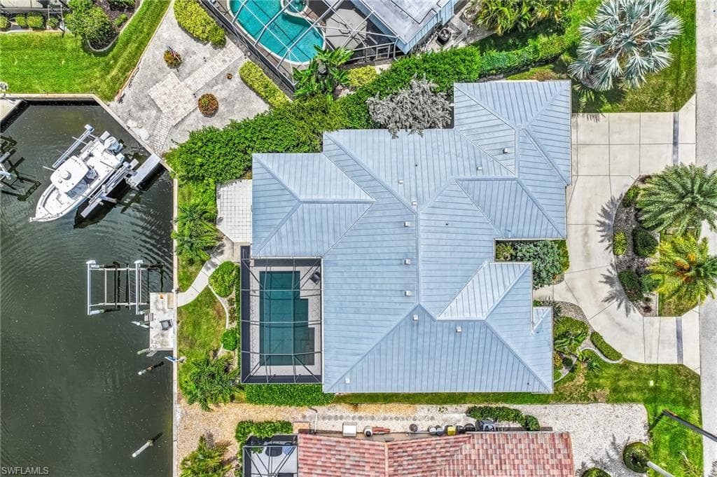 2477 Sierra LN-18