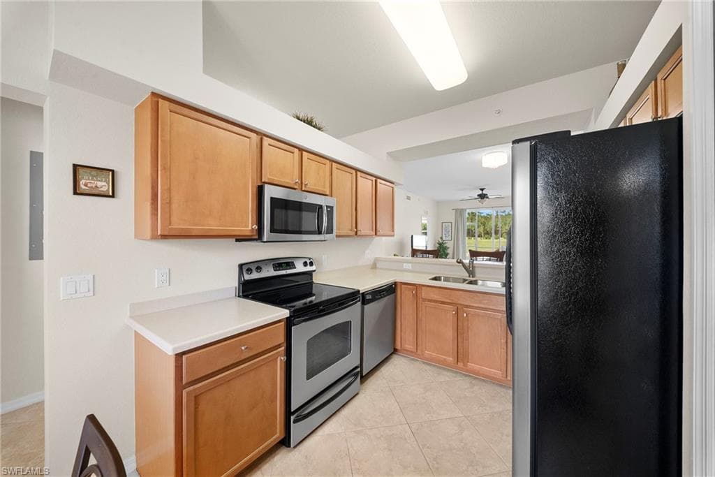10341 Heritage Bay BLVD 1915-20