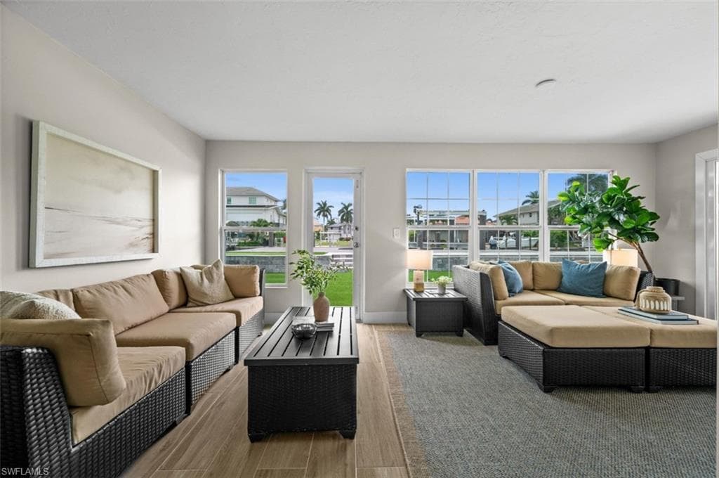 373 Egret AVE-23
