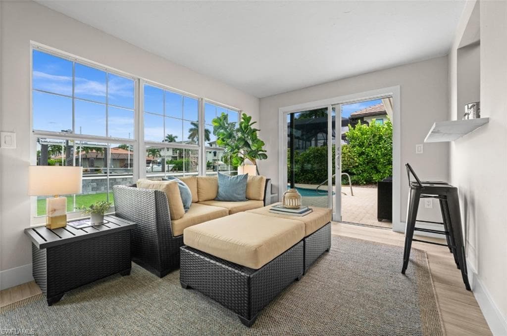 373 Egret AVE-24