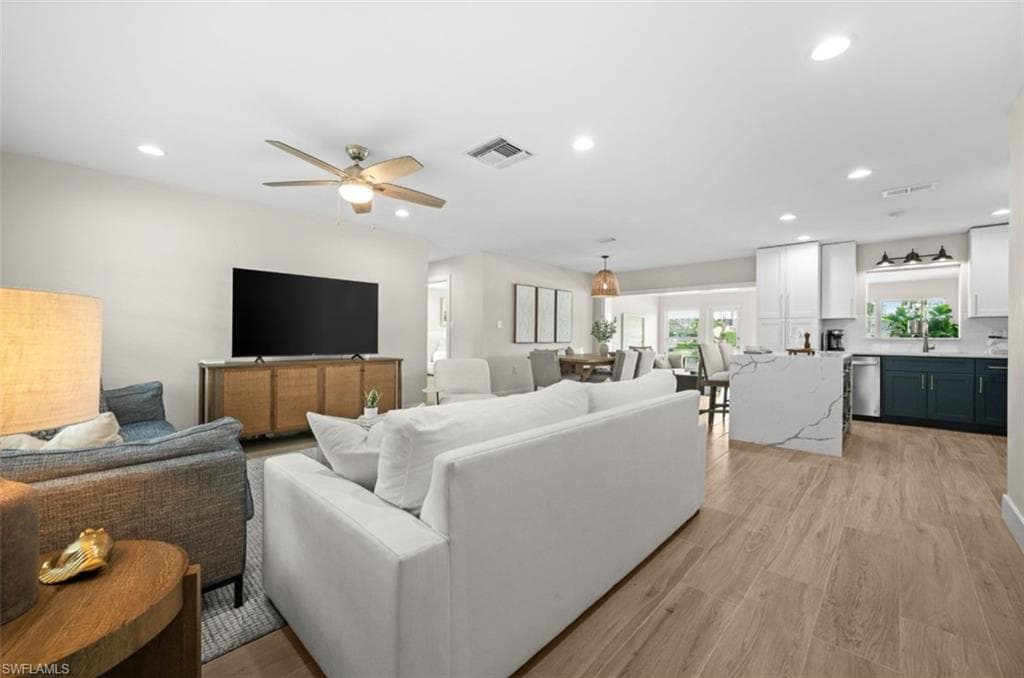 373 Egret AVE-7