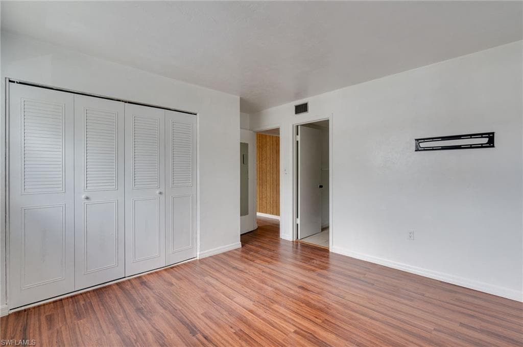 2828 Jackson ST M5-16