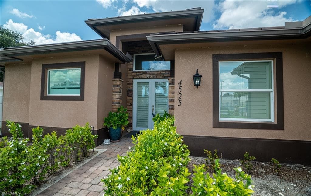4525 29th AVE SW-2