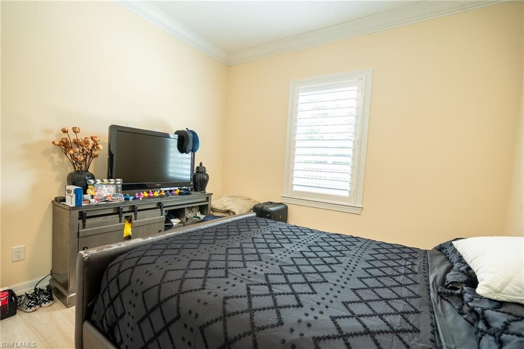 4525 29th AVE SW-18
