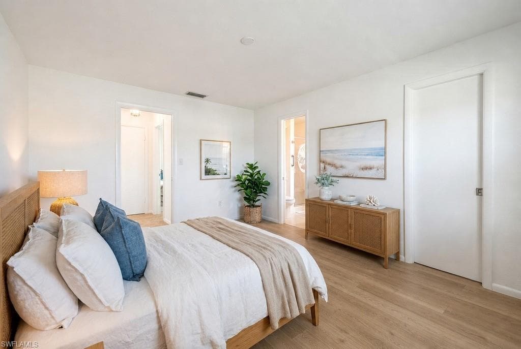 5585 Hamlet LN-7