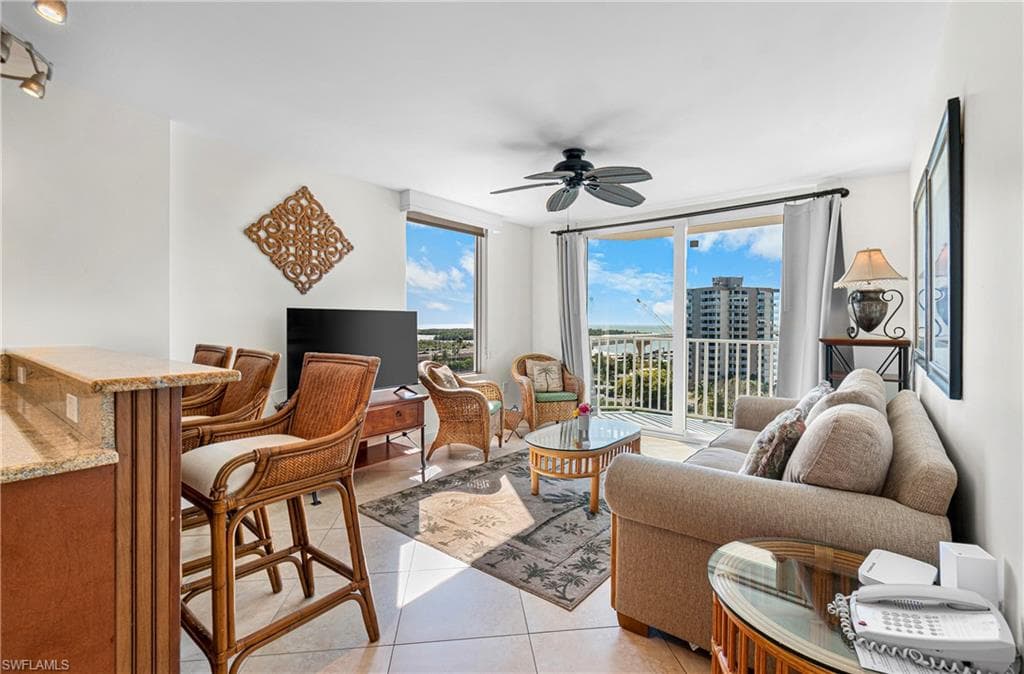8771 Estero BLVD 907-4