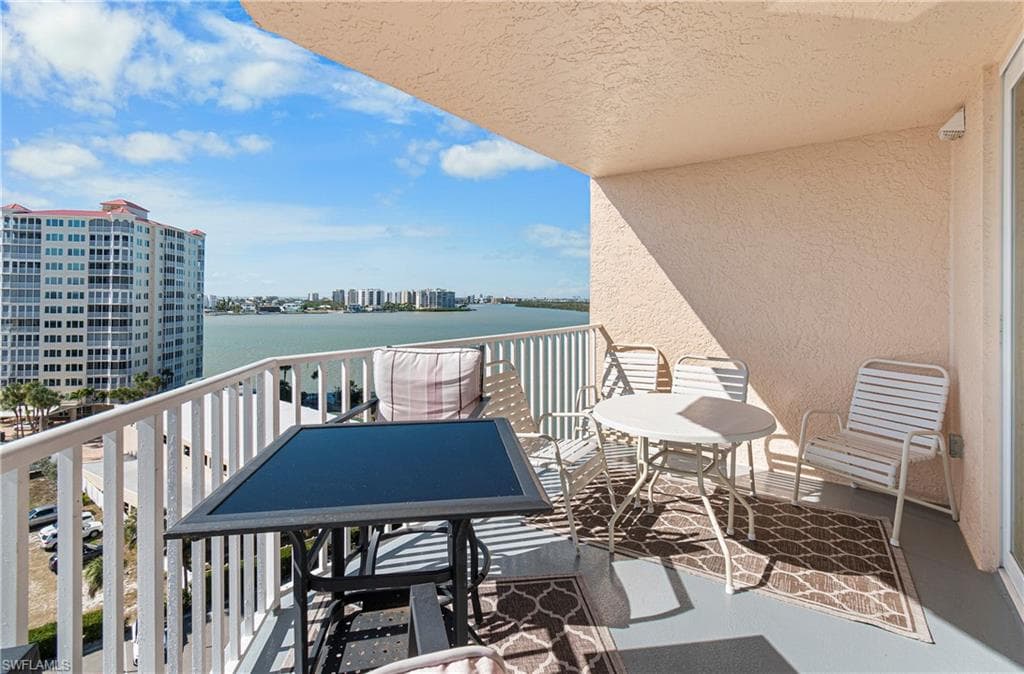 8771 Estero BLVD 907-24