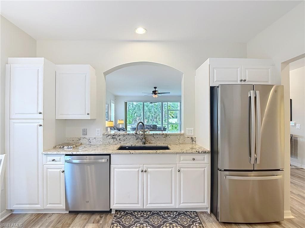20071 Seagrove ST 1001-13