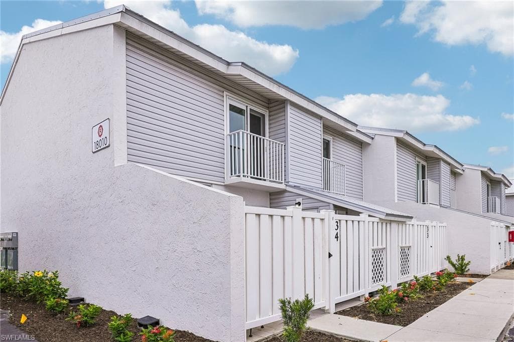 18010 San Carlos BLVD 33-1
