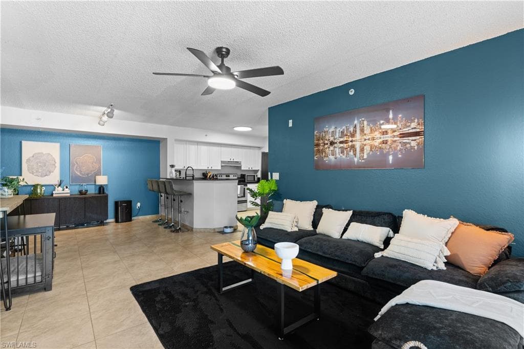 8225 Ibis Club DR 204-5