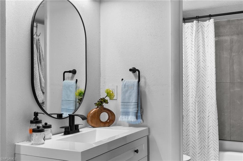 8225 Ibis Club DR 204-27